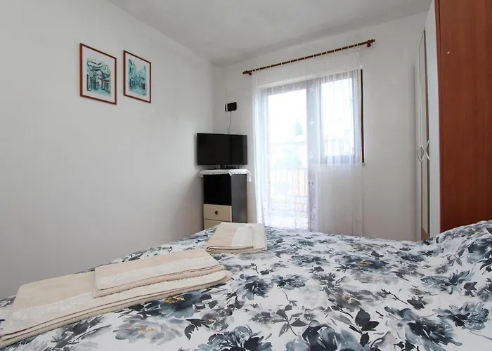 Apartments Miriana