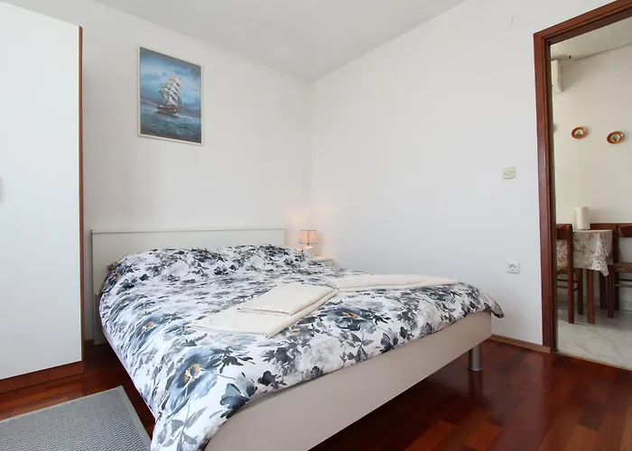 Apartments Miriana