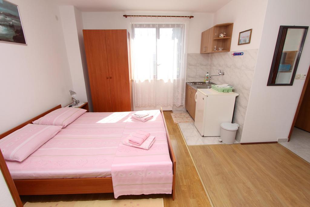 Apartment Miriana *